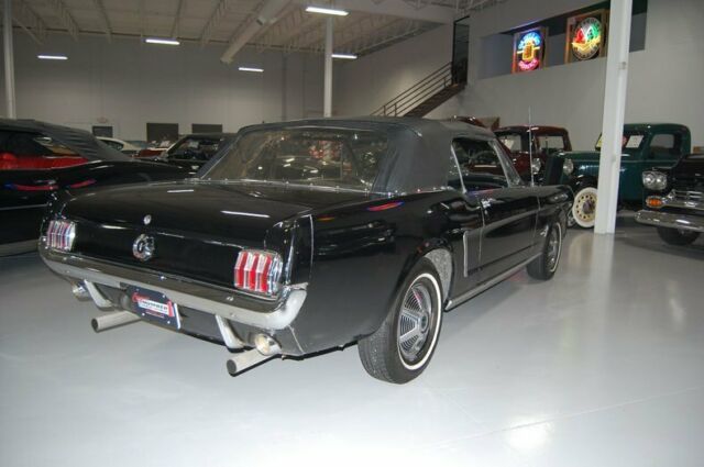 Ford Mustang 1965 image number 12