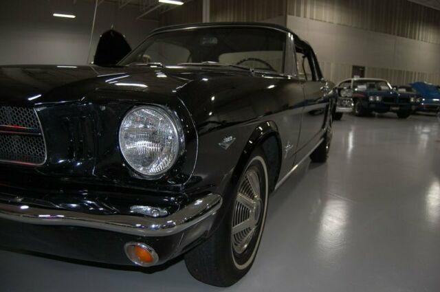 Ford Mustang 1965 image number 16