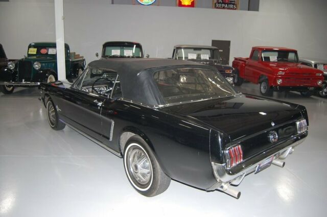 Ford Mustang 1965 image number 7