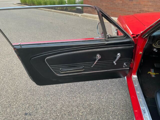 Ford Mustang 1966 image number 10