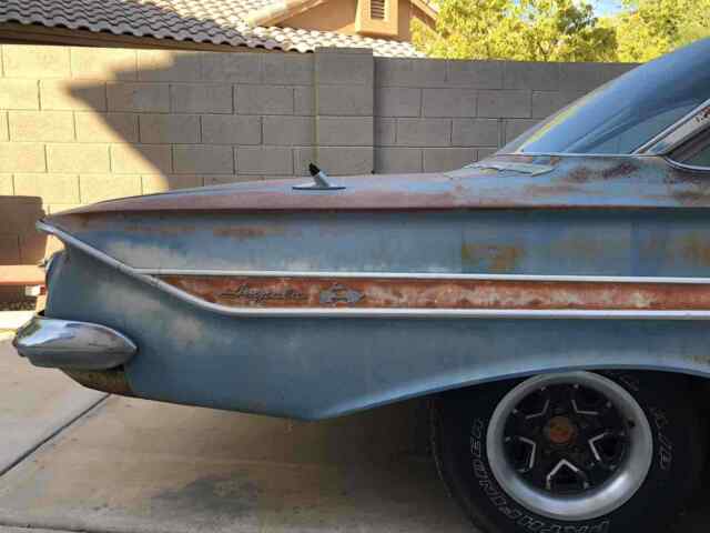 Chevrolet Impala Bubble Top Barn Find 1961 image number 24