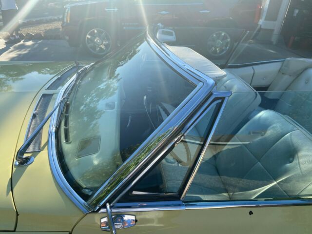 Cadillac DeVille 1967 image number 25