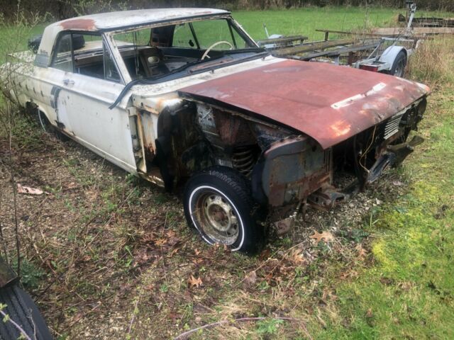 Ford Fairlane 1964 image number 14