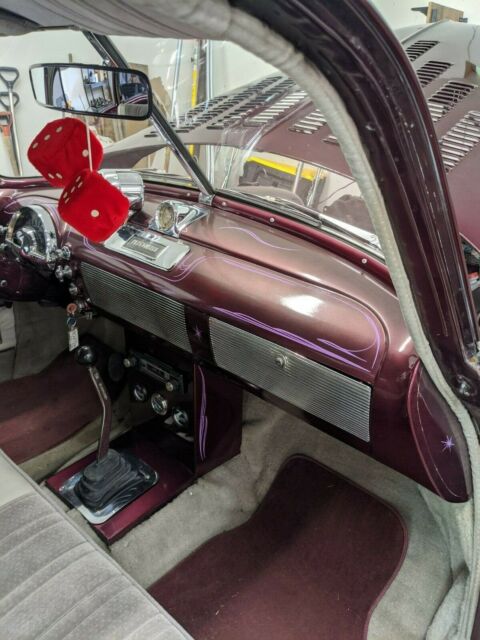 Oldsmobile Eighty-Eight 1949 image number 19