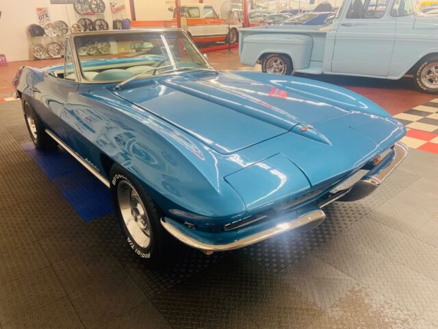 Chevrolet Corvette 1967 image number 15