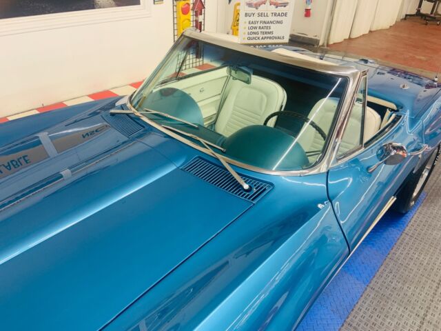 Chevrolet Corvette 1967 image number 21