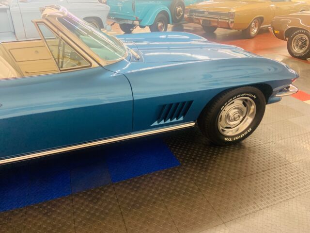 Chevrolet Corvette 1967 image number 36