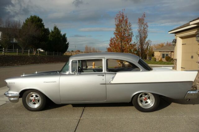 Chevrolet Bel Air/150/210 1957 image number 0