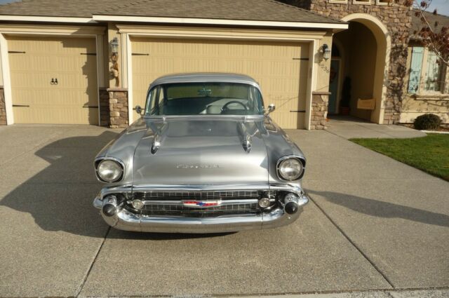 Chevrolet Bel Air/150/210 1957 image number 27