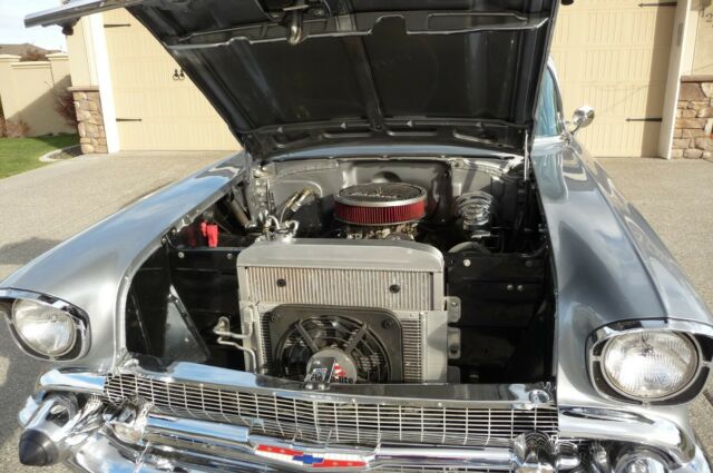 Chevrolet Bel Air/150/210 1957 image number 29