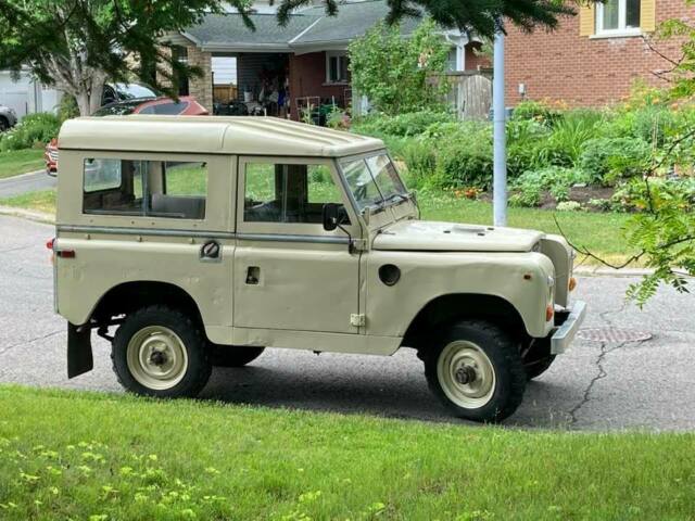 Land Rover Defender 1973 image number 1