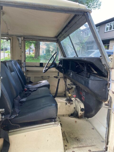 Land Rover Defender 1973 image number 10
