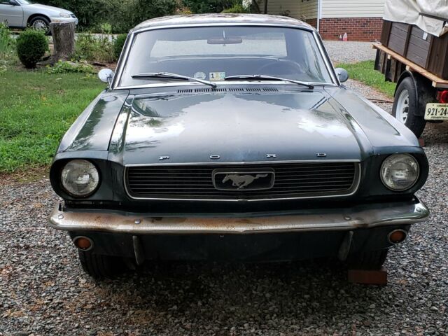 Ford Mustang 1966 image number 2