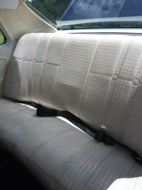 Pontiac Ventura 1974 image number 43
