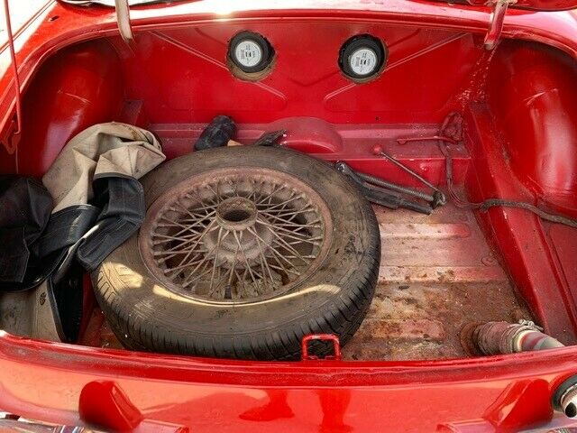 MG MGB 1970 image number 25