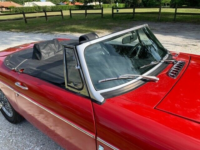 MG MGB 1970 image number 7