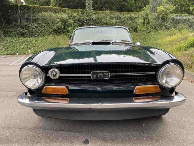 Triumph TR6 1971 image number 18