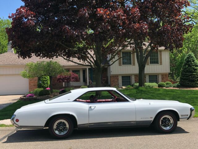 Buick Riviera 1969 image number 28