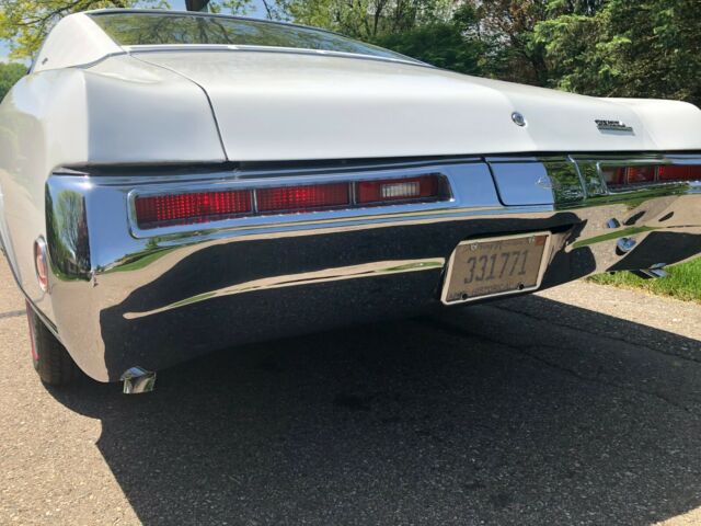 Buick Riviera 1969 image number 47