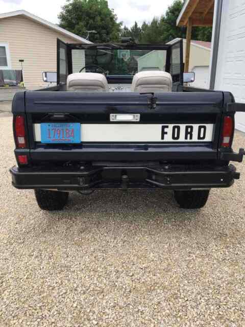 Ford Bronco 1974 image number 2