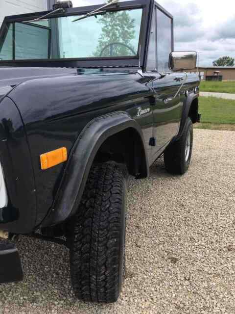 Ford Bronco 1974 image number 4