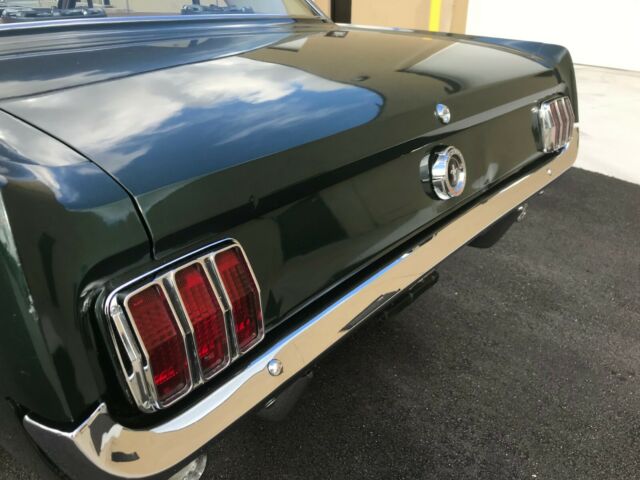 Ford Mustang 1965 image number 30