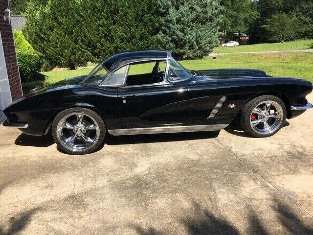 Chevrolet Corvette 1962 image number 3