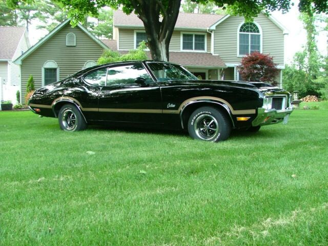 Oldsmobile Cutlass 1970 image number 28