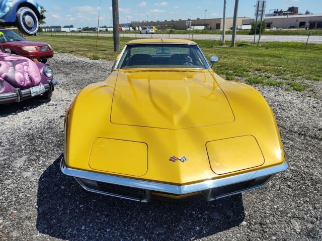 Chevrolet Corvette 1971 image number 3
