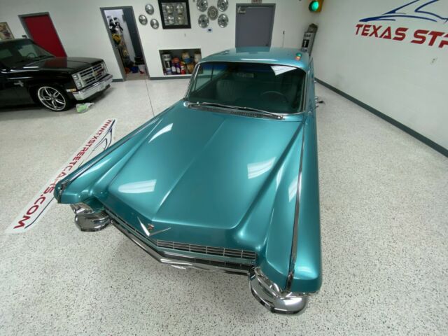 Cadillac DeVille 1964 image number 34