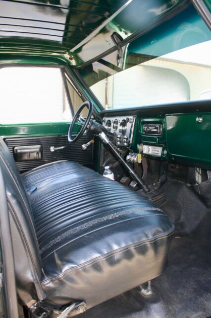 Chevrolet C-10 1970 image number 18