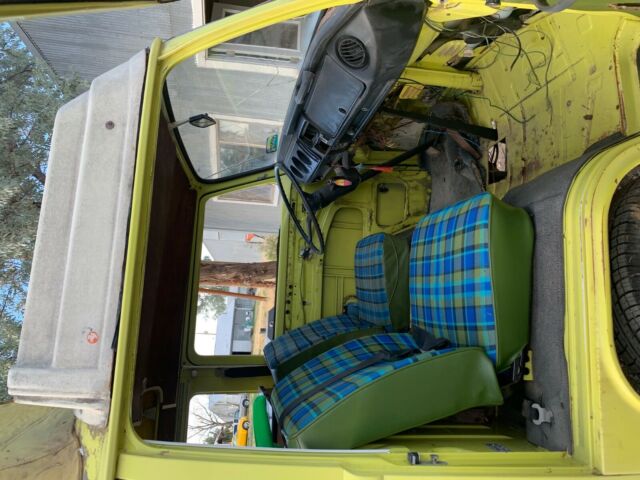 Volkswagen Bus/Vanagon 1974 image number 26