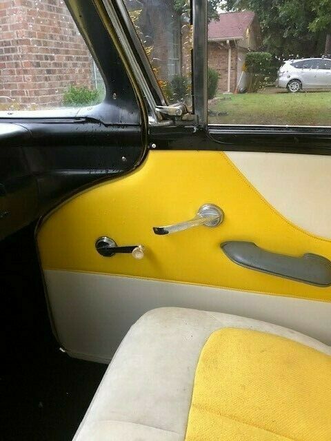 Ford Fairlane 1958 image number 6