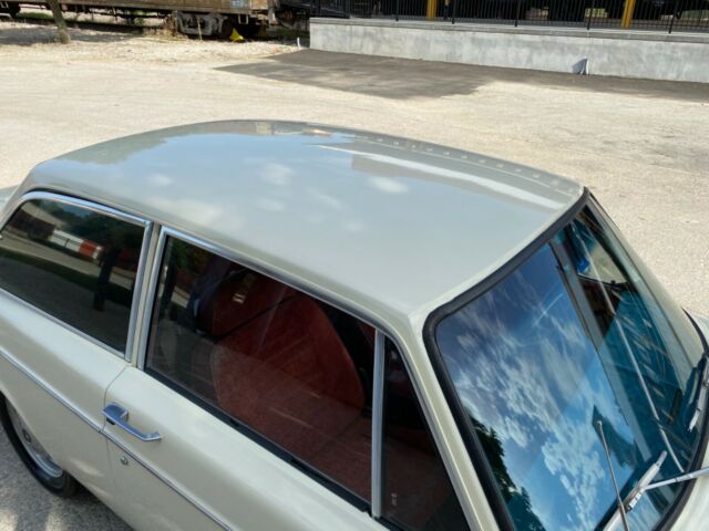 Volvo 142 1969 image number 1