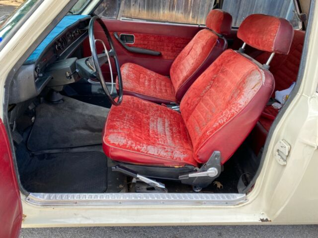 Volvo 142 1969 image number 34