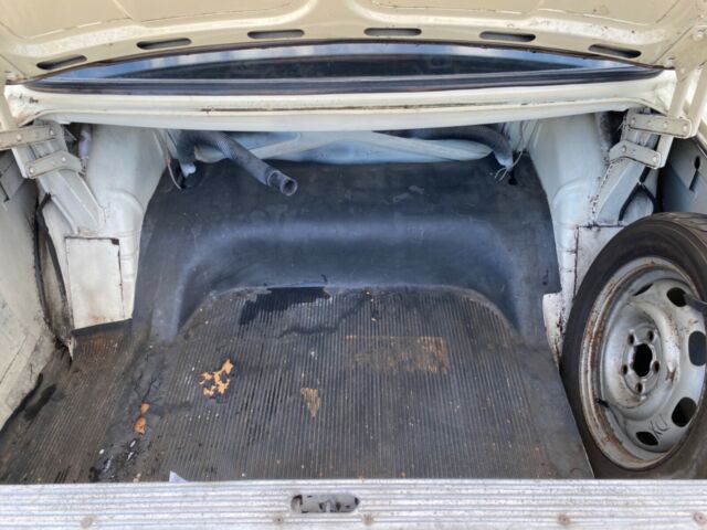 Volvo 142 1969 image number 44