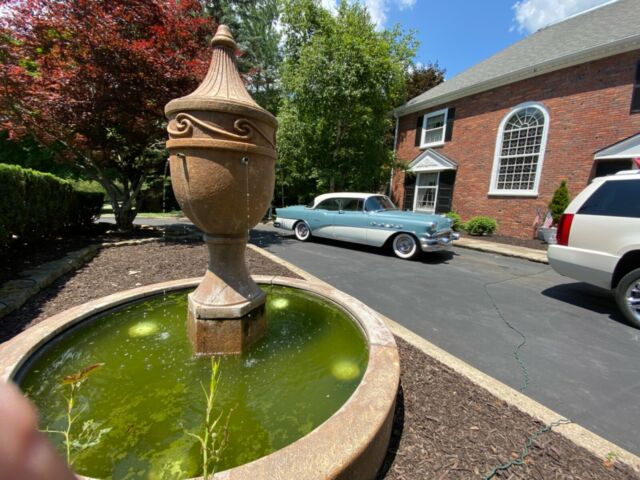 Buick Riviera 1956 image number 17