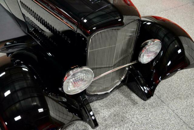 Ford 3-Window Coupe 1932 image number 10