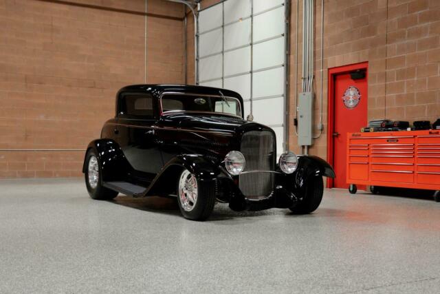 Ford 3-Window Coupe 1932 image number 30
