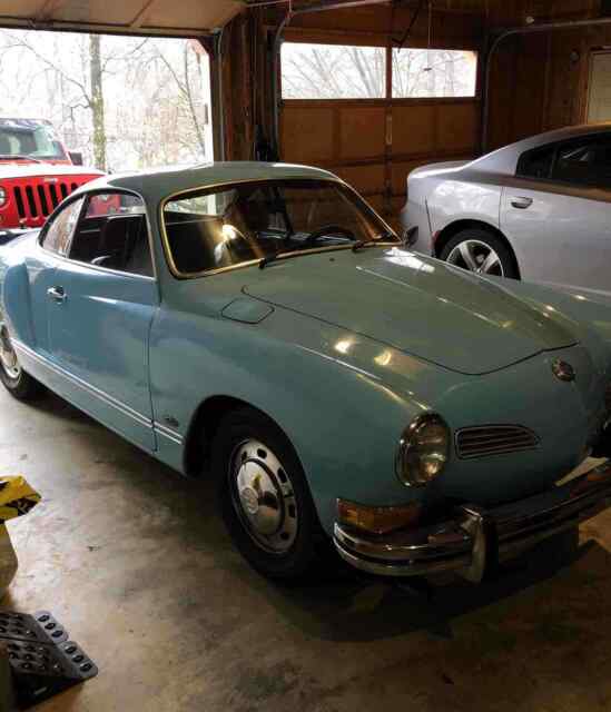 Volkswagen Karmann-Ghia 1973 image number 4