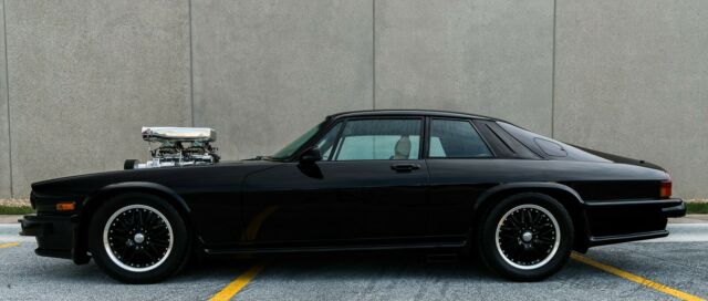 Jaguar XJS 1977 image number 4