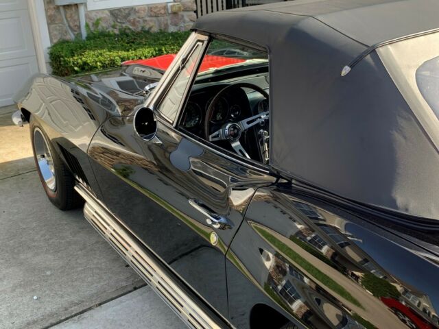 Chevrolet Corvette 1967 image number 14