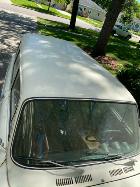 Volkswagen Type III 1971 image number 13