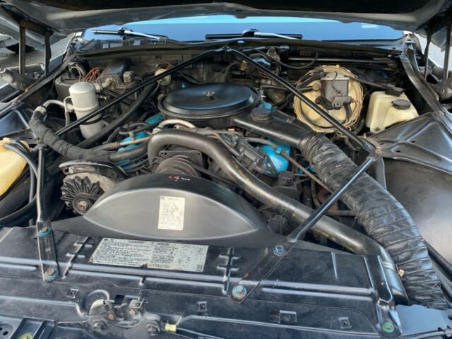Cadillac DeVille 1979 image number 13