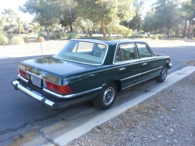 Mercedes-Benz 400-Series 1977 image number 5