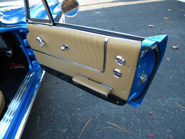 Chevrolet Corvette 1963 image number 39