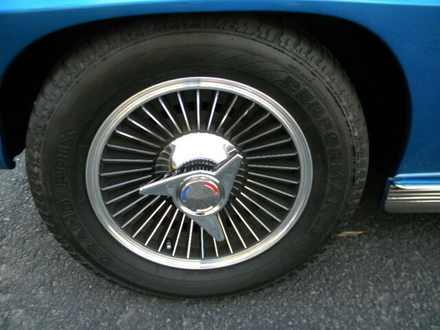 Chevrolet Corvette 1963 image number 42