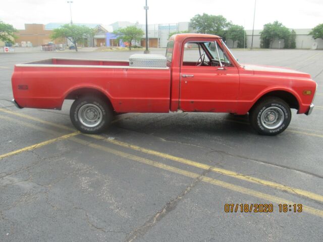 Chevrolet C-10 1969 image number 2