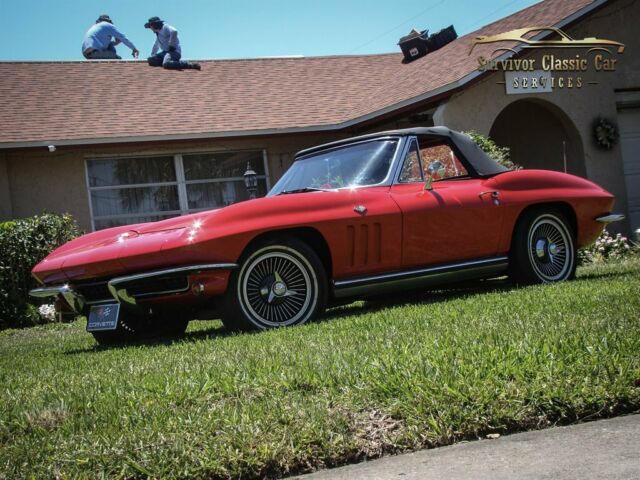 Chevrolet Corvette 1965 image number 0