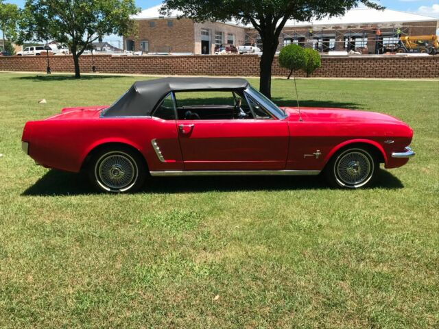 Ford Mustang 1965 image number 22